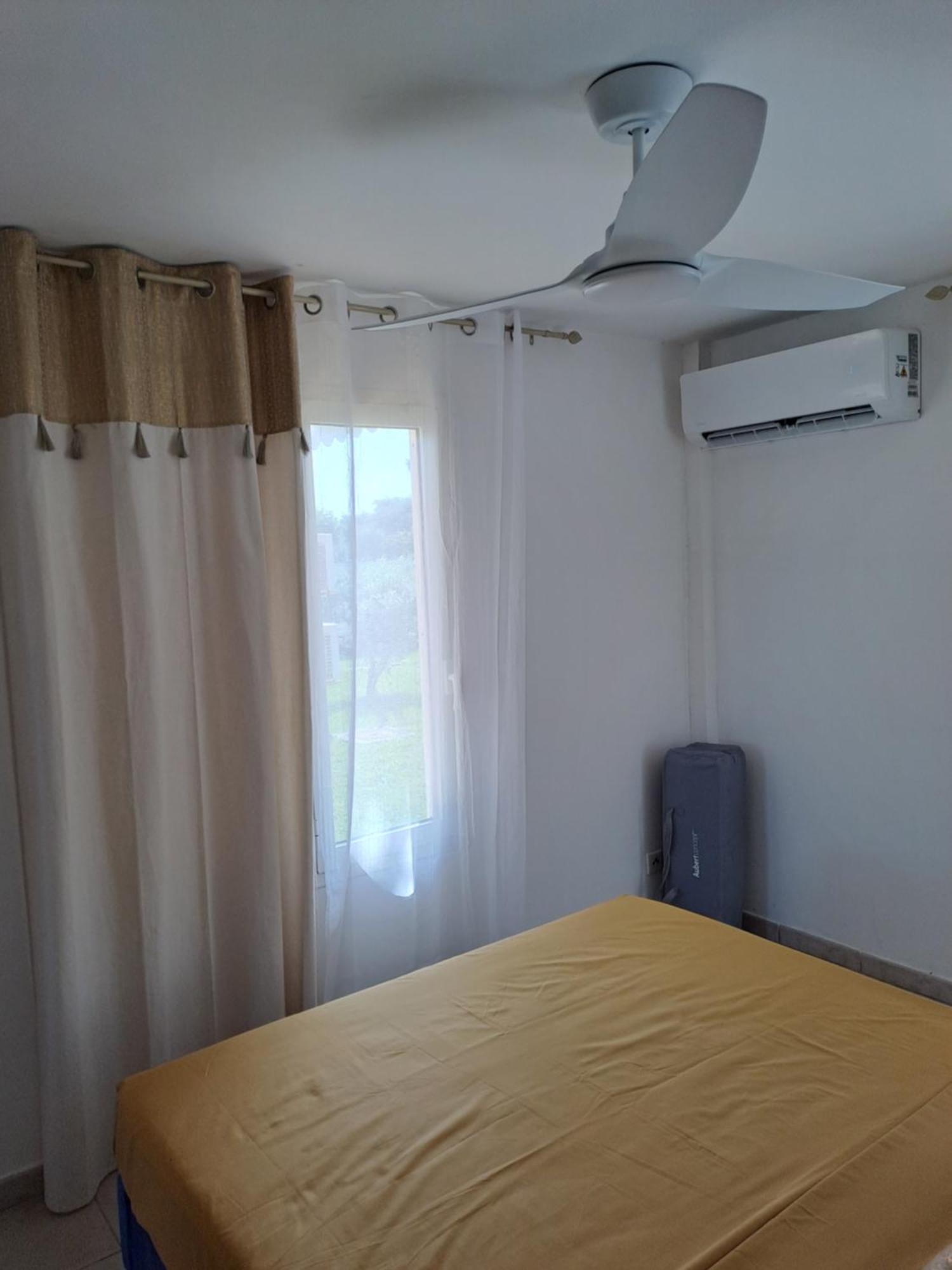 Rdc Appartement En Bord De Mer Au Son Des Vagues Le Moule Zewnętrze zdjęcie